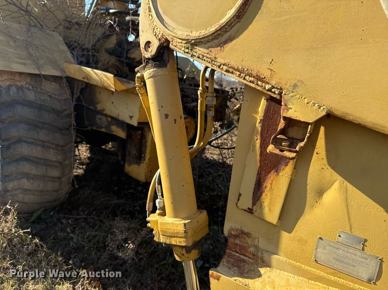 image for item DJ9761 1979 Caterpillar 613B elevating scraper