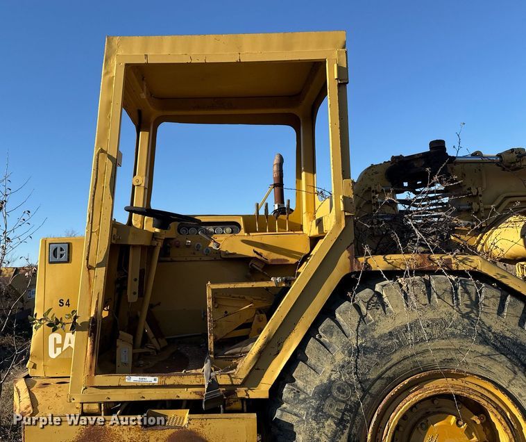 image for item DJ9761 1979 Caterpillar 613B elevating scraper