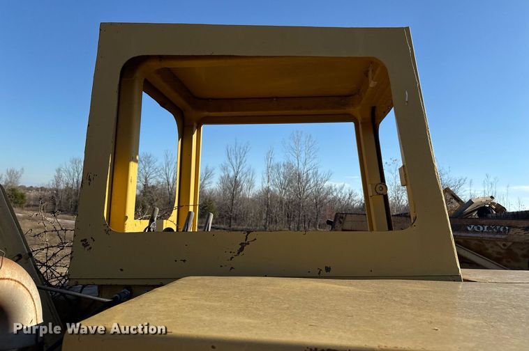 image for item DJ9761 1979 Caterpillar 613B elevating scraper