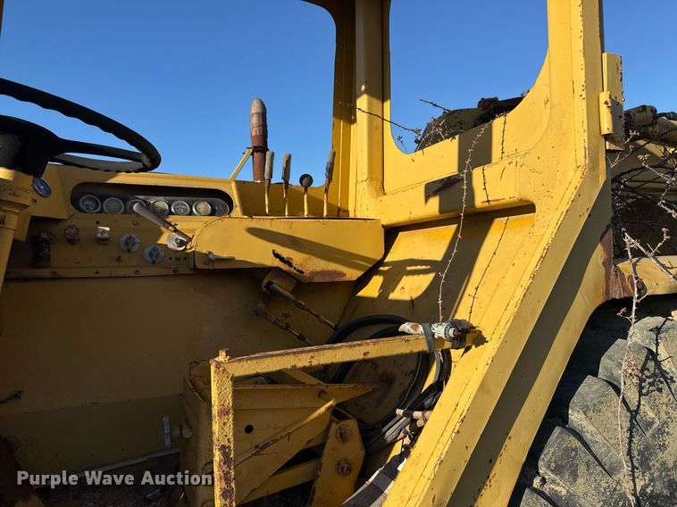 image for item DJ9761 1979 Caterpillar 613B elevating scraper