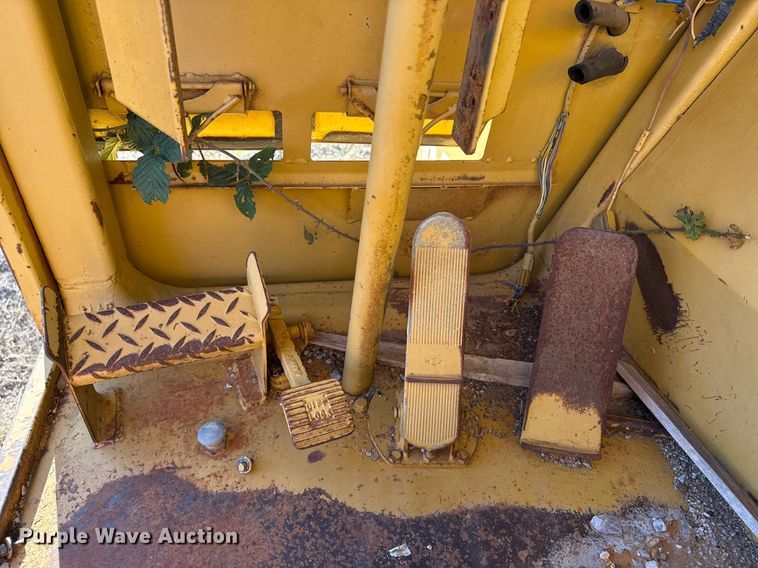 image for item DJ9761 1979 Caterpillar 613B elevating scraper