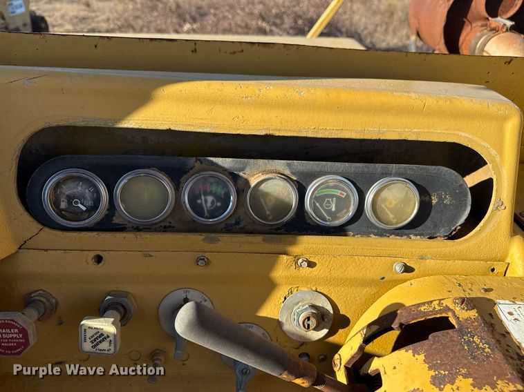 image for item DJ9761 1979 Caterpillar 613B elevating scraper