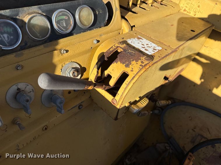 image for item DJ9761 1979 Caterpillar 613B elevating scraper