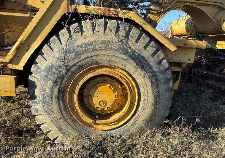 image for item DJ9761 1979 Caterpillar 613B elevating scraper