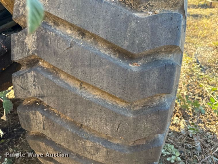 image for item DJ9761 1979 Caterpillar 613B elevating scraper