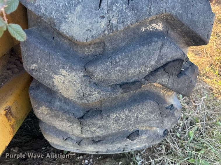 image for item DJ9761 1979 Caterpillar 613B elevating scraper