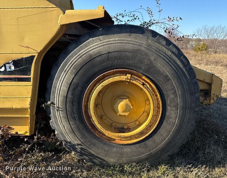 image for item DJ9761 1979 Caterpillar 613B elevating scraper