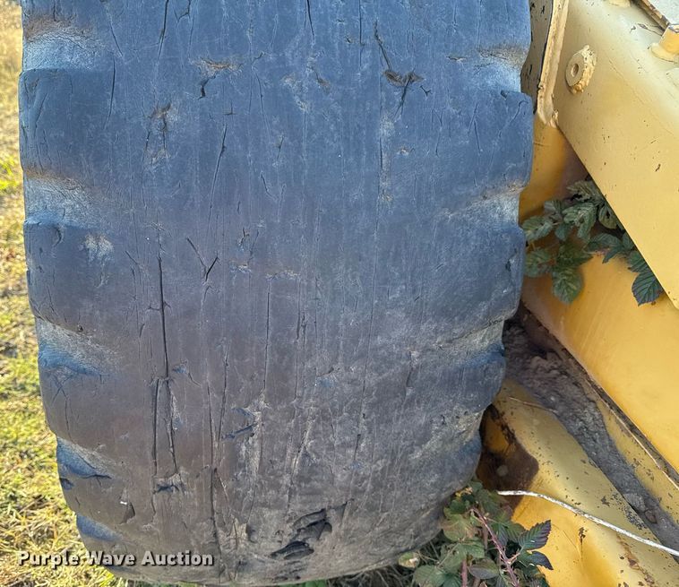 image for item DJ9761 1979 Caterpillar 613B elevating scraper