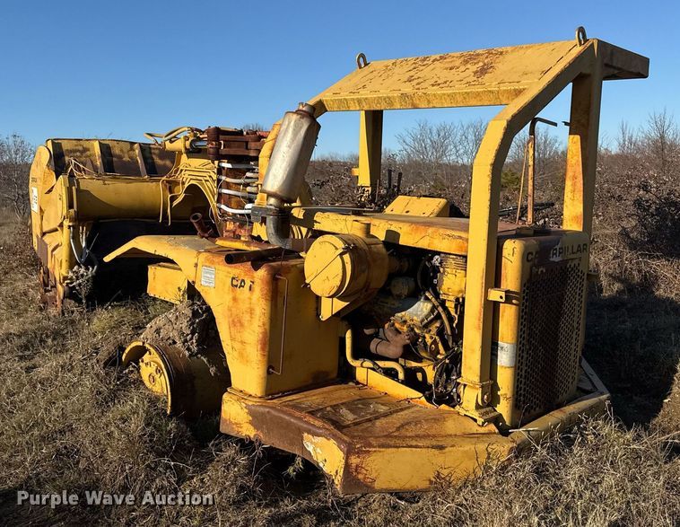 image for item DJ9765 1974 Caterpillar 613 conventional scraper 