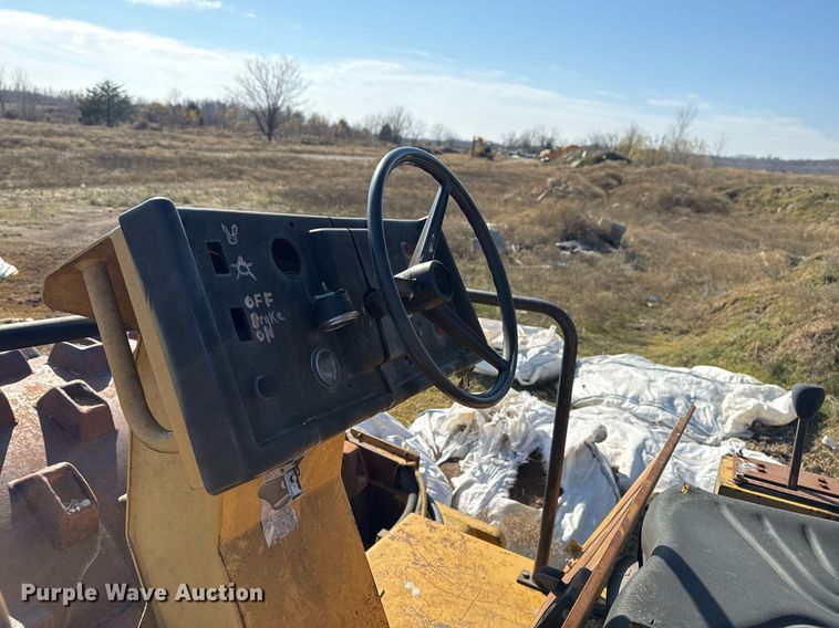 image for item DJ9767 1999 SuperPac 840P single drum vibratory roller