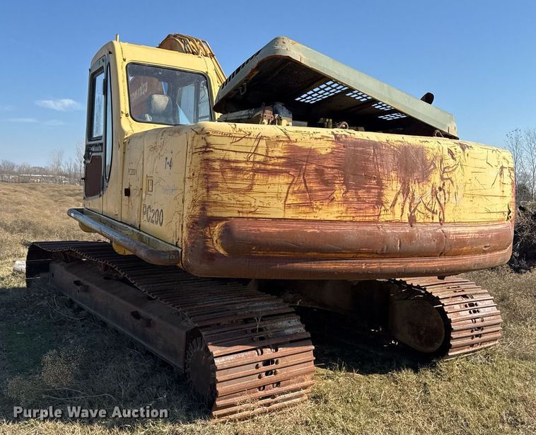 image for item DJ9768 1995 Komatsu PC200LC-6L excavator