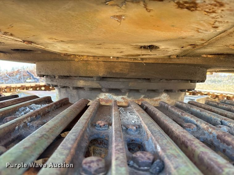 image for item DJ9768 1995 Komatsu PC200LC-6L excavator