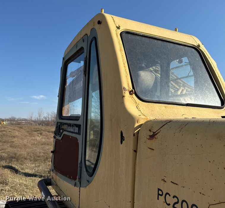 image for item DJ9768 1995 Komatsu PC200LC-6L excavator