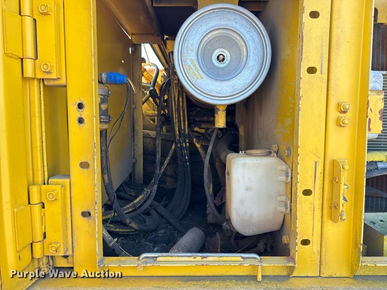 image for item DJ9768 1995 Komatsu PC200LC-6L excavator