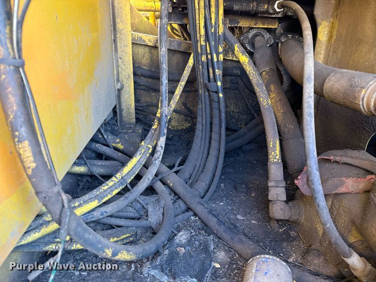 image for item DJ9768 1995 Komatsu PC200LC-6L excavator