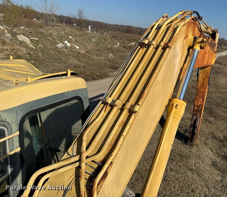 image for item DJ9768 1995 Komatsu PC200LC-6L excavator