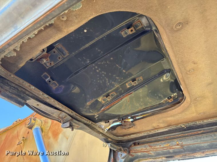 image for item DJ9768 1995 Komatsu PC200LC-6L excavator