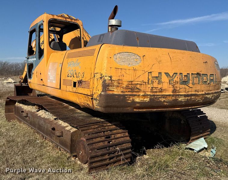 image for item DJ9769 1995 Hyundai Robex-290LC-3 excavator