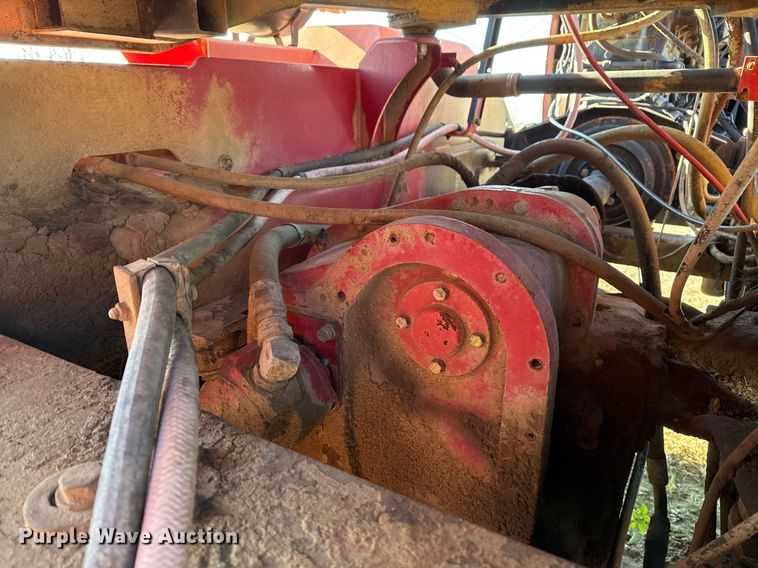 image for item DJ9770 1998 Case IH 9370 4WD tractor