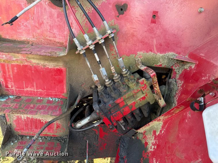 image for item DJ9770 1998 Case IH 9370 4WD tractor