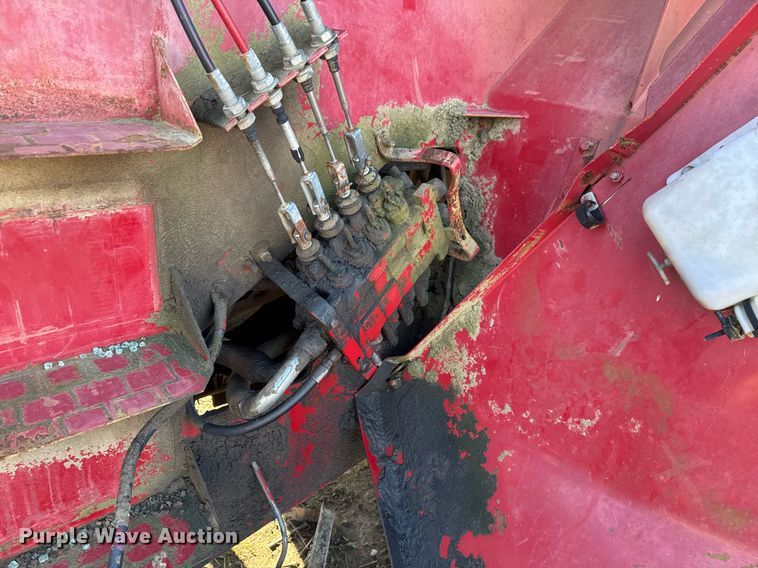 image for item DJ9770 1998 Case IH 9370 4WD tractor