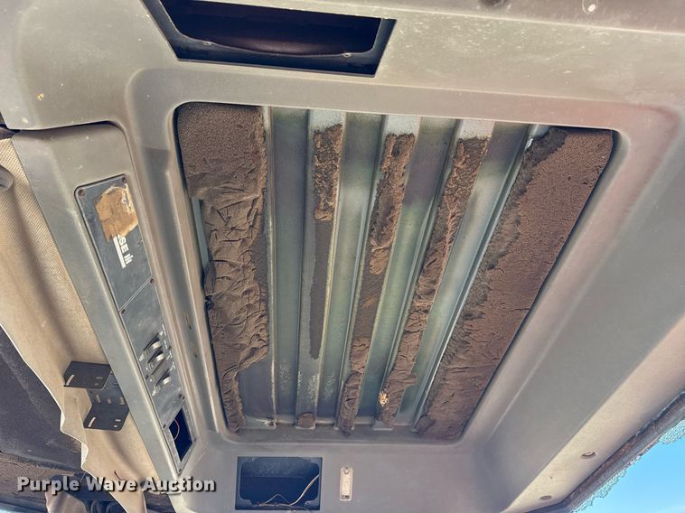 image for item DJ9770 1998 Case IH 9370 4WD tractor