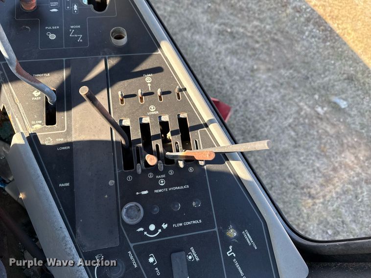 image for item DJ9770 1998 Case IH 9370 4WD tractor