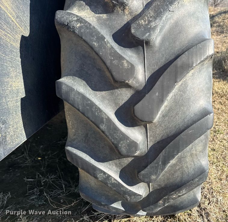 image for item DJ9770 1998 Case IH 9370 4WD tractor