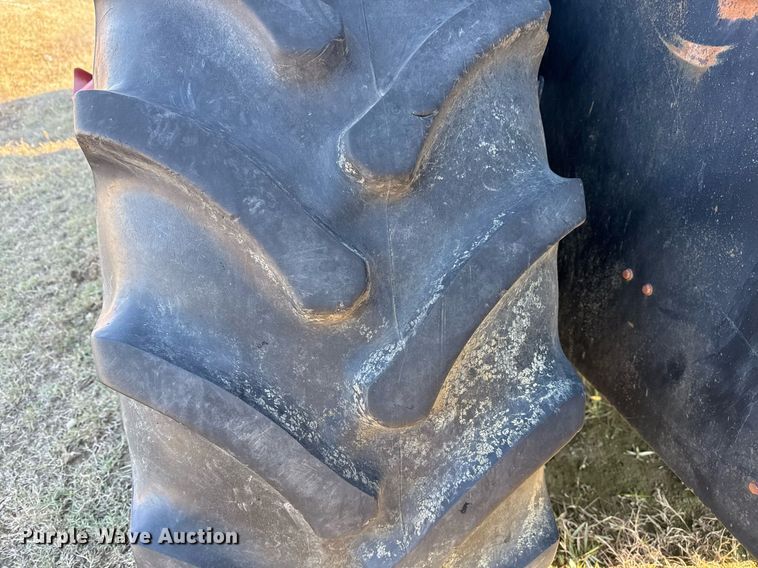 image for item DJ9770 1998 Case IH 9370 4WD tractor