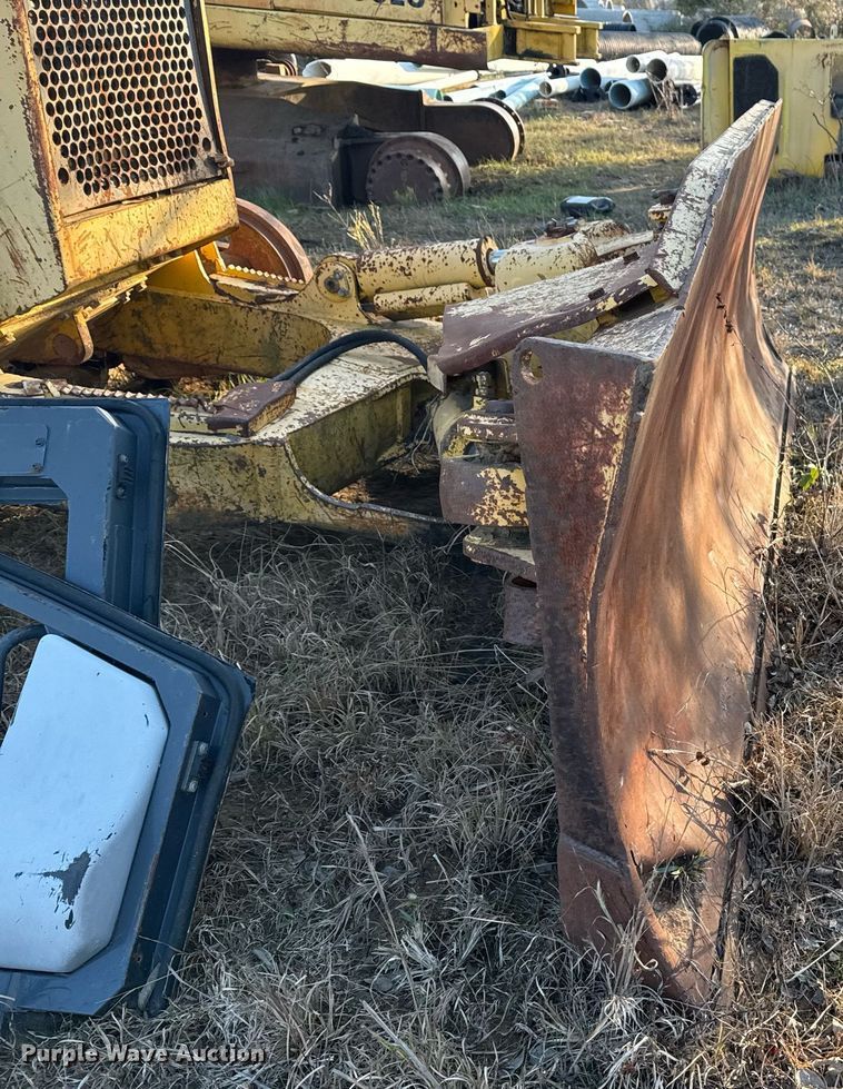 image for item DJ9829 2004 Komatsu D41E-6 dozer