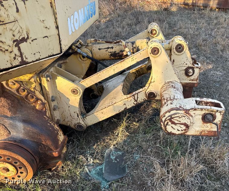 image for item DJ9829 2004 Komatsu D41E-6 dozer