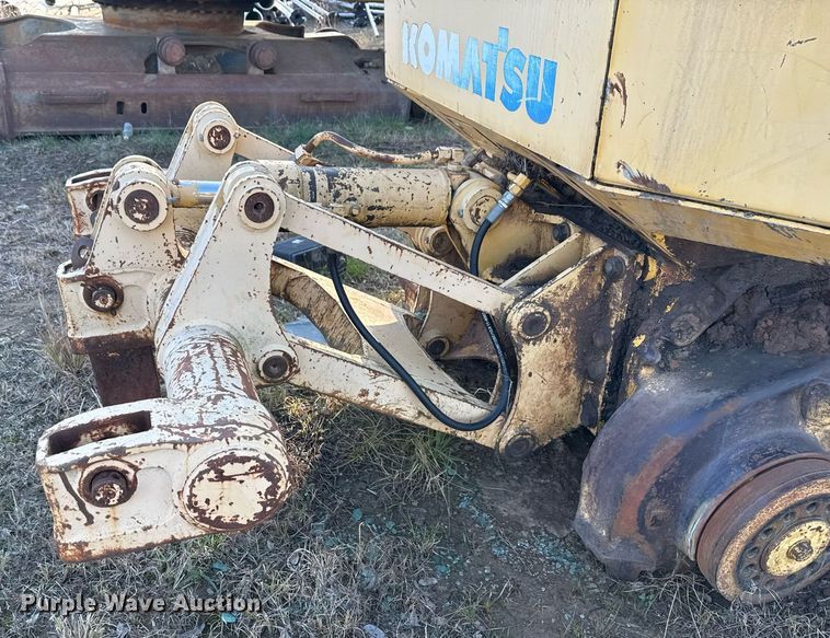 image for item DJ9829 2004 Komatsu D41E-6 dozer