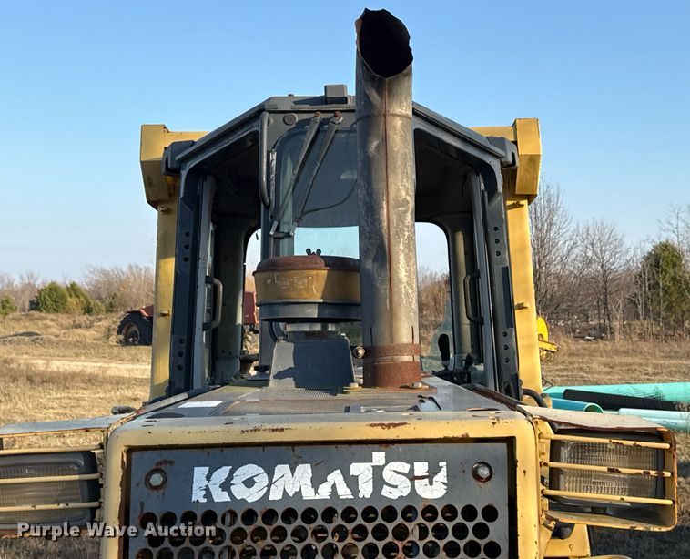 image for item DJ9829 2004 Komatsu D41E-6 dozer