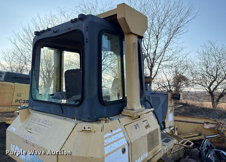 image for item DJ9829 2004 Komatsu D41E-6 dozer