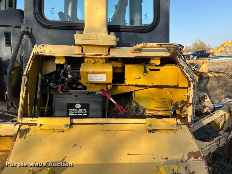 image for item DJ9829 2004 Komatsu D41E-6 dozer