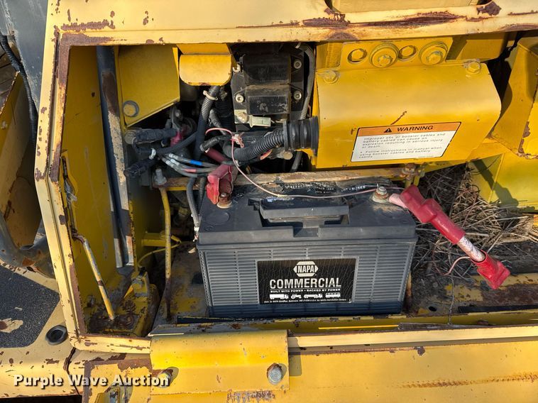 image for item DJ9829 2004 Komatsu D41E-6 dozer