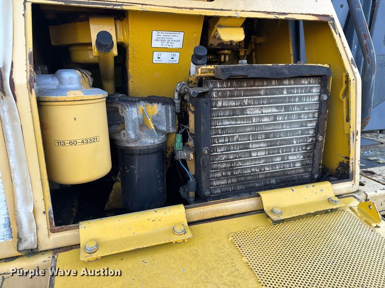 image for item DJ9829 2004 Komatsu D41E-6 dozer