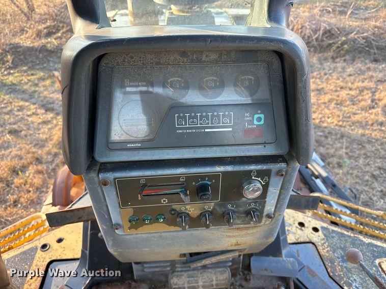 image for item DJ9829 2004 Komatsu D41E-6 dozer