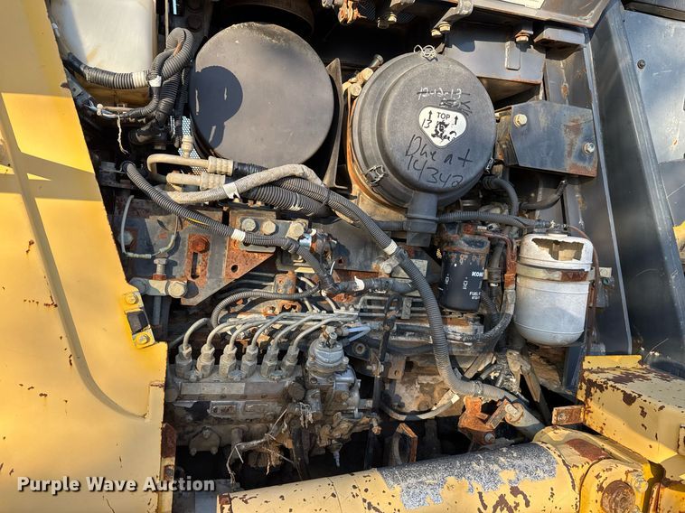 image for item DJ9829 2004 Komatsu D41E-6 dozer
