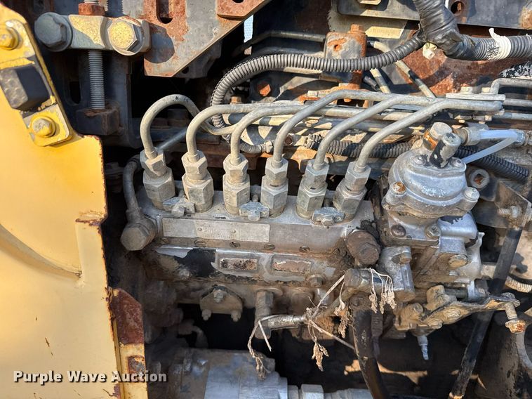 image for item DJ9829 2004 Komatsu D41E-6 dozer