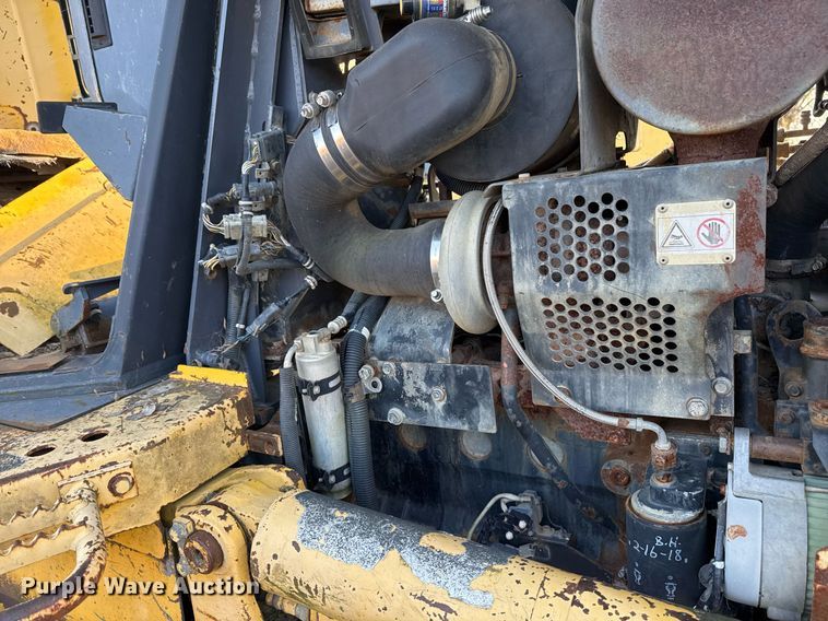 image for item DJ9829 2004 Komatsu D41E-6 dozer