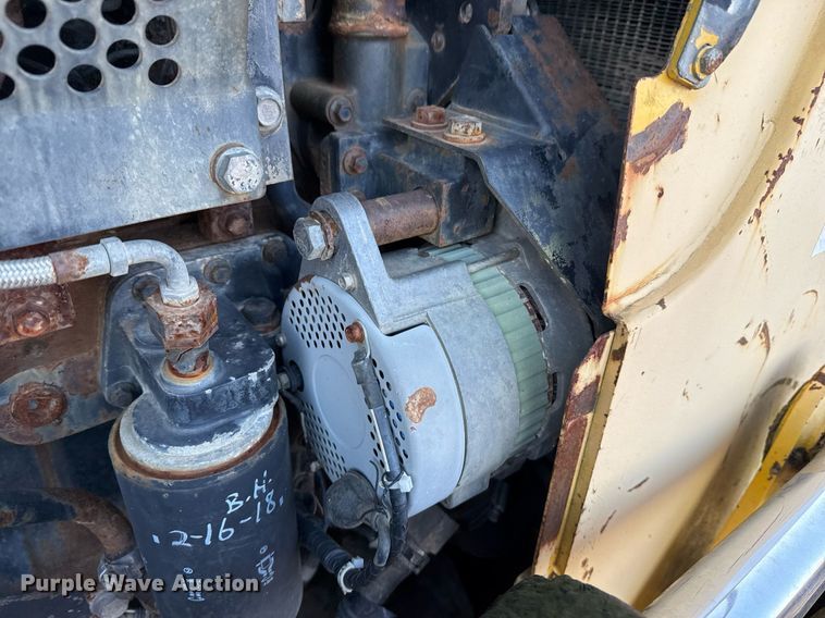 image for item DJ9829 2004 Komatsu D41E-6 dozer