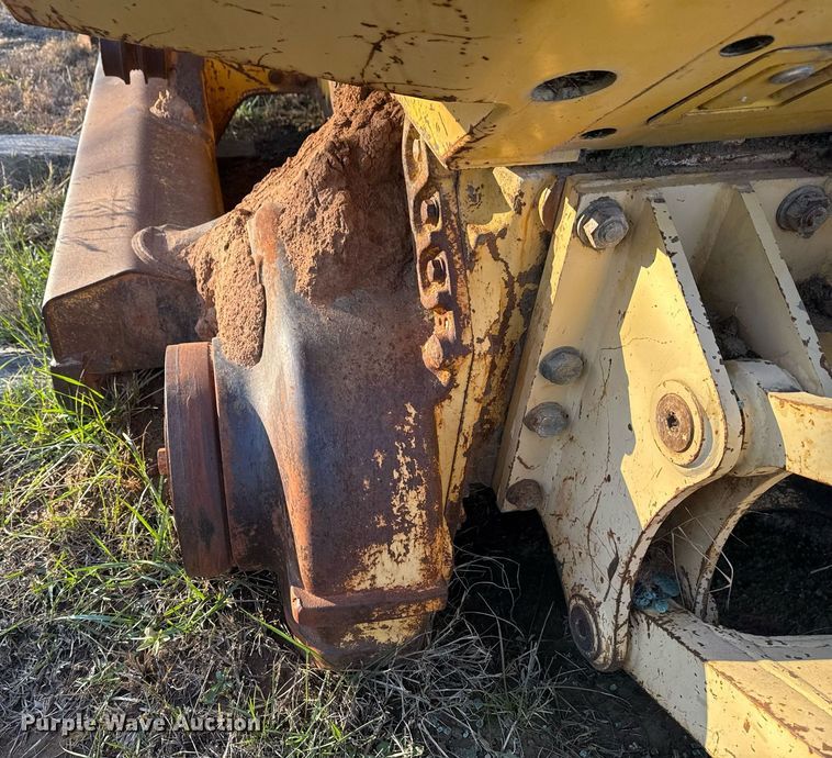image for item DJ9829 2004 Komatsu D41E-6 dozer