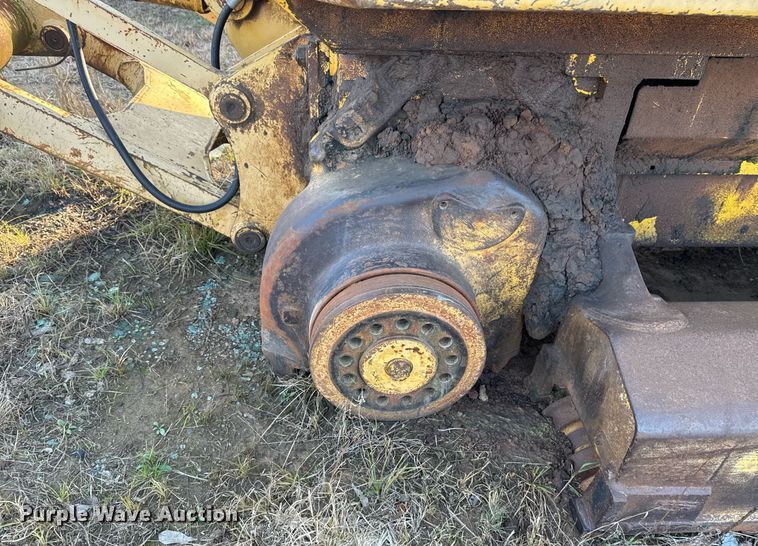 image for item DJ9829 2004 Komatsu D41E-6 dozer