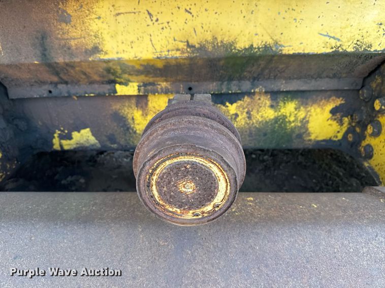 image for item DJ9829 2004 Komatsu D41E-6 dozer