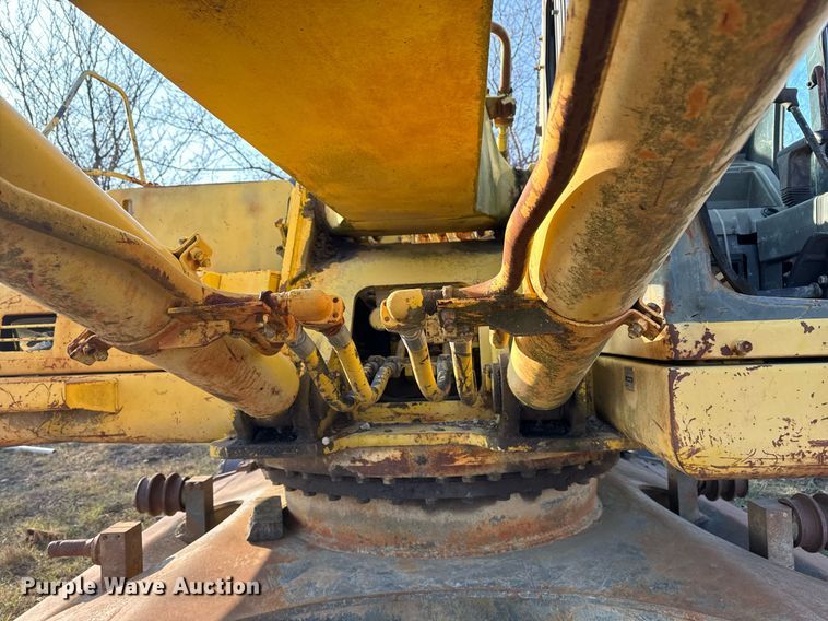 image for item DJ9854 1998 Komatsu PC300LC-6LC excavator