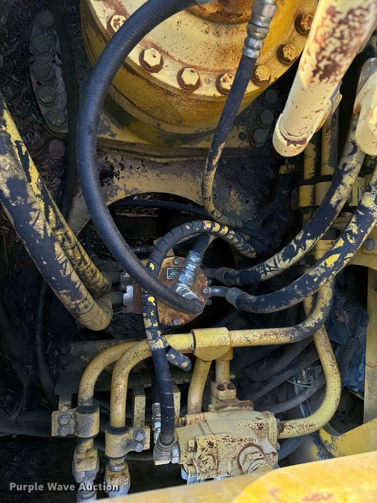 image for item DJ9854 1998 Komatsu PC300LC-6LC excavator