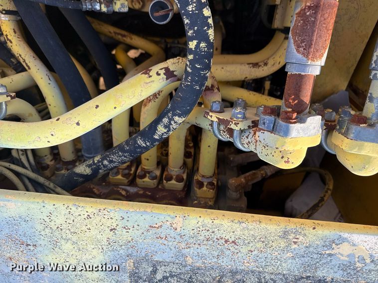 image for item DJ9854 1998 Komatsu PC300LC-6LC excavator