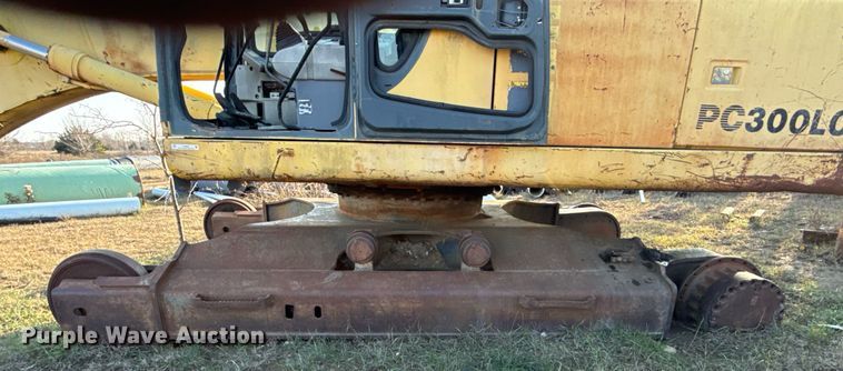 image for item DJ9854 1998 Komatsu PC300LC-6LC excavator