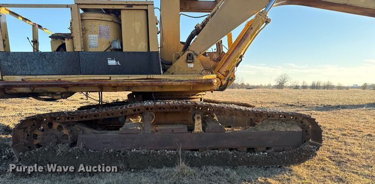 image for item DJ9856 1988 Caterpillar 225B excavator